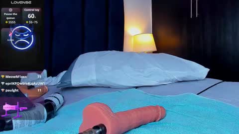 Snapshot of issac_james chatting on September 12, 6:57 am Issac online show from September 12, 6:57 am