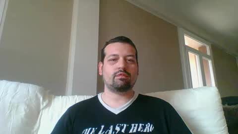 italianbigboy932 online show from April 11, 8:51 am