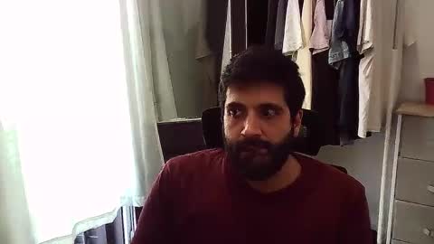 italianboybcn online show from October 7, 1:15 pm