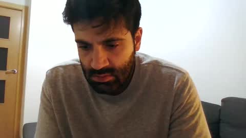 italianboybcn online show from January 2, 9:11 am