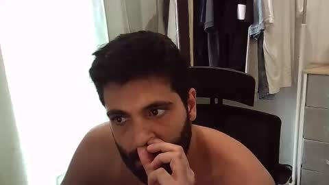 italianboybcn online show from September 17, 7:31 am