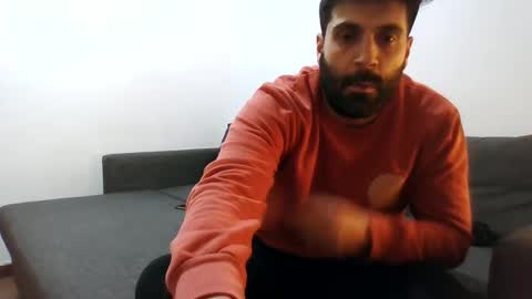 italianboybcn online show from December 22, 10:58 pm