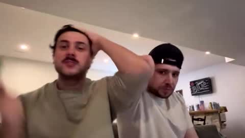 italianladd online show from November 30, 9:22 am