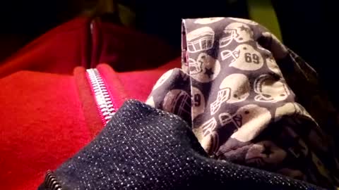 itissnowing online show from December 18, 8:09 am