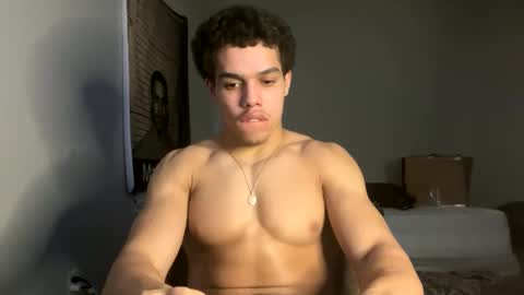 Snapshot of itstarzan chatting on February 20, 1:25 am TARZAN online show from February 20, 1:25 am