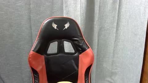 itzme_john online show from April 10, 7:32 pm