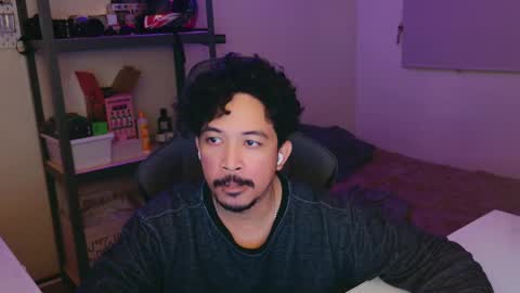 iwasd3nse online show from February 20, 2:24 pm