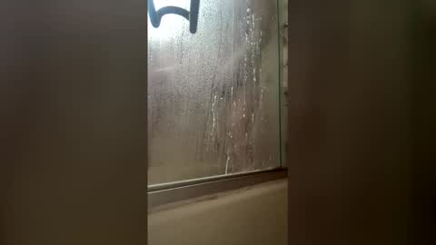 iwearpantyhosedaily online show from April 22, 2:11 pm