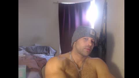 izak144 online show from February 19, 11:23 pm