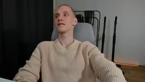 Danny online show from January 5, 6:02 am