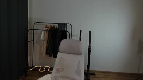 Danny online show from January 10, 6:28 pm