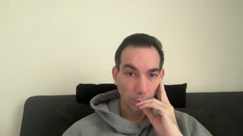 j_dc online show from February 6, 10:12 am