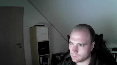 Snapshot of j_german783377 chatting on October 6, 10:09 am here4y online show from October 6, 10:09 am