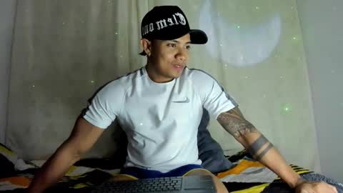 i am juan musiry independent model  online show from December 11, 5:12 am