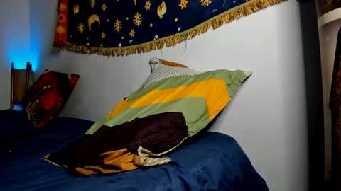 jaacksn online show from November 13, 9:58 am