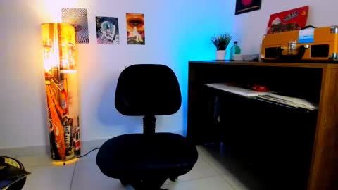 Snapshot of jaacksn chatting on February 16, 4:53 am jaacksn online show from February 16, 4:53 am
