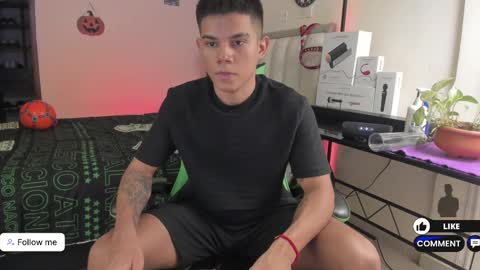 Snapshot of jack_castell chatting on September 30, 12:53 pm JACK CASTELL online show from September 30, 12:53 pm
