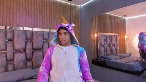 Jack online show from November 23, 4:45 am