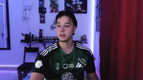 Snapshot of jack_walker190 chatting on January 14, 3:22 am J online show from January 14, 3:22 am