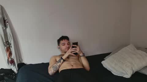 Snapshot of jackdesfeux chatting on February 18, 5:33 pm Jack online show from February 18, 5:33 pm