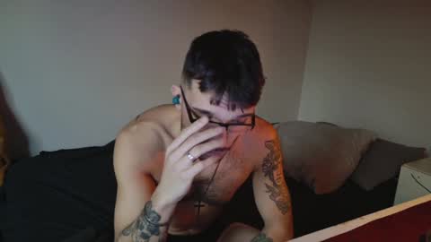 Snapshot of jackdesfeux chatting on February 1, 9:51 pm Jack online show from February 1, 9:51 pm