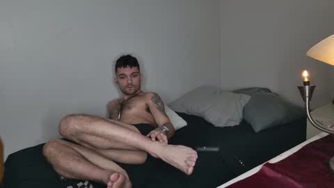 Snapshot of jackdesfeux chatting on January 1, 4:07 am Jack online show from January 1, 4:07 am