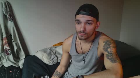 Snapshot of jackdesfeux chatting on January 17, 4:04 pm Jack online show from January 17, 4:04 pm