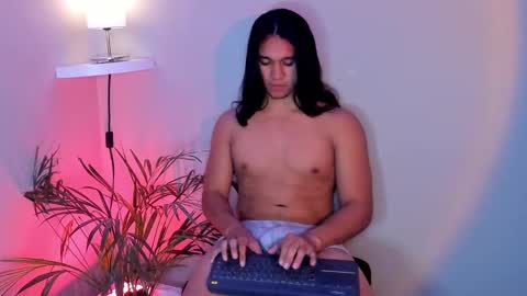 jacke__lee online show from December 3, 1:44 am