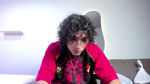 Jackes Taylor online show from April 5, 5:04 am