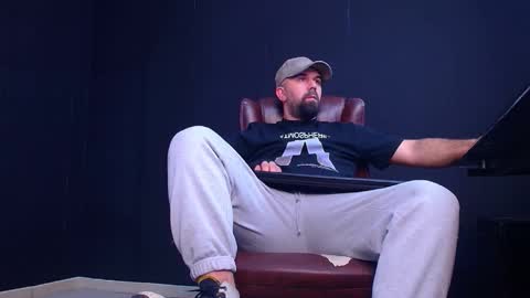 Snapshot of jackethann chatting on October 6, 4:39 am JackEthan online show from October 6, 4:39 am