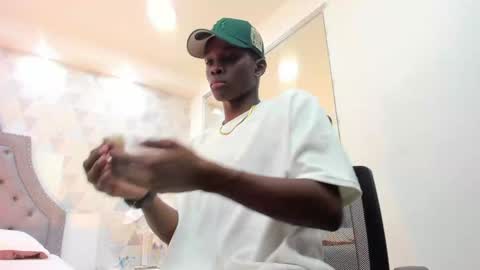 Snapshot of jacksonmuller_ chatting on January 31, 2:17 pm Jackson online show from January 31, 2:17 pm