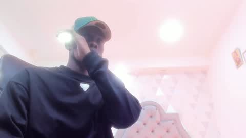 Snapshot of jacksonmuller_ chatting on December 31, 2:58 pm Jackson online show from December 31, 2:58 pm