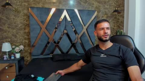 Jaco online show from February 13, 11:32 pm