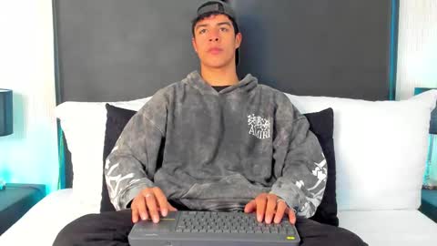 Snapshot of jacobbiker chatting on September 16, 11:22 am Jacob online show from September 16, 11:22 am