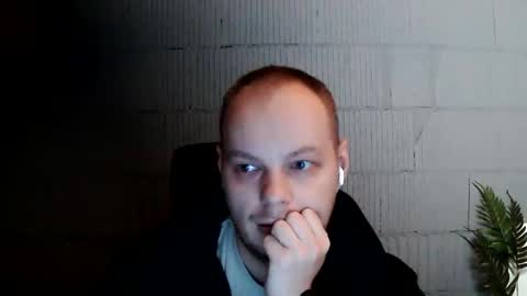 jake_341 online show from December 22, 1:41 pm