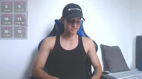 Hi guys im new 3 online show from December 18, 6:37 pm