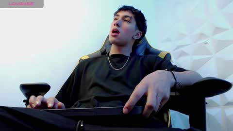 jake_tripp online show from January 4, 3:18 am