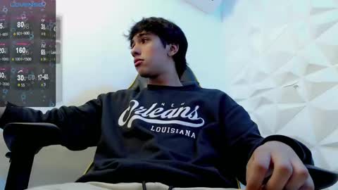 jake_tripp online show from February 11, 4:33 am