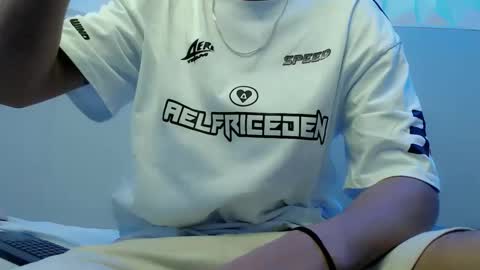 jake_tripp online show from September 28, 5:27 am