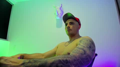 jakestone_1 online show from February 21, 6:36 am