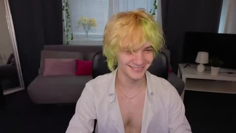 JameMiller online show from March 25, 7:34 am