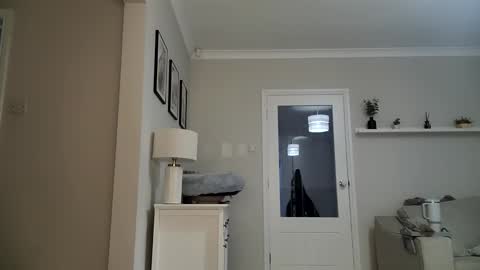 james10johnson online show from February 11, 9:09 am