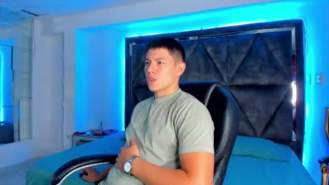 Snapshot of james_cr chatting on February 17, 1:21 pm james_cr online show from February 17, 1:21 pm
