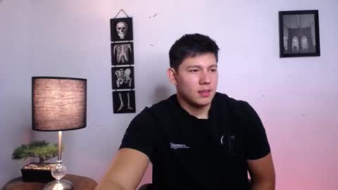 james_cr online show from November 13, 11:30 pm