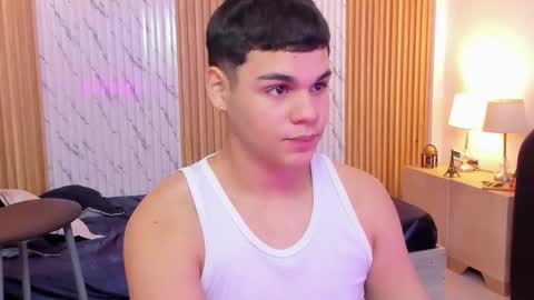 James online show from November 25, 8:00 pm