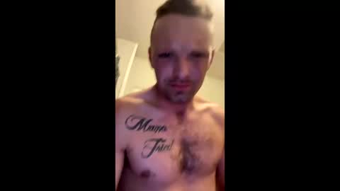 jamesdee91280641 online show from December 3, 9:32 pm