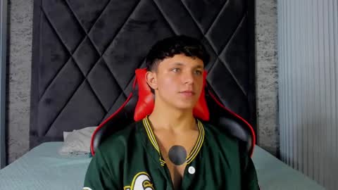 jamesgolden_ online show from March 9, 3:38 pm