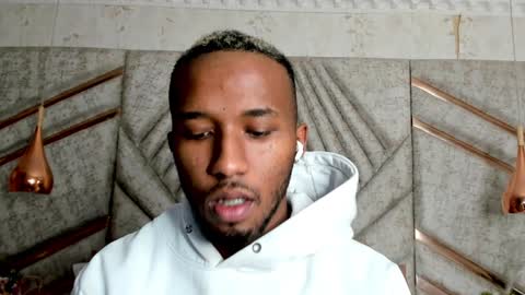 James  online show from December 23, 12:19 pm