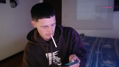 jamesss____ online show from November 19, 11:37 pm