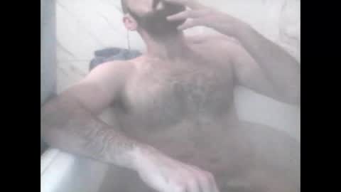 Snapshot of jamesthorn39 chatting on January 23, 11:15 am jamesthorn39 online show from January 23, 11:15 am